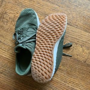 No Bull mesh runners